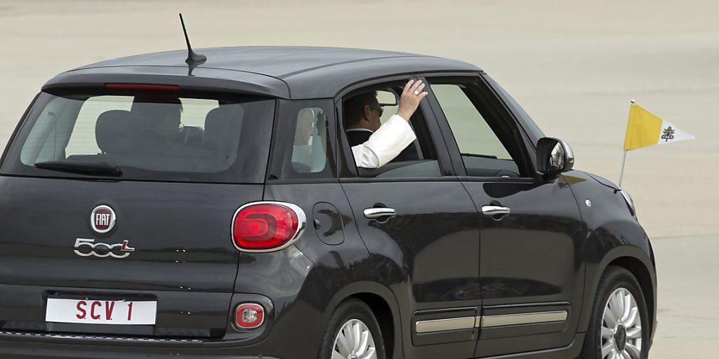 Brachte 82'000 Dollar ein: Fiat 500L, der den Papst bei seiner US-Reise transportierte. (Archiv)
