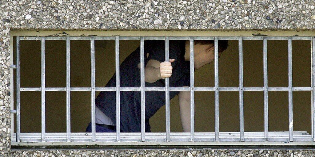 Offenbar der am längsten inhaftierte Journalist der Welt: Ein Usbeke sass wegen angeblichen Umsturzversuchs 19 Jahre in einer Strafkolonie in Taschkent hinter Gitter. (Symbolbild)