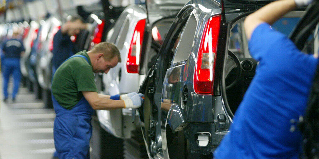 Die deutsche Industrie erwartet laut dem Dachverband BDI wegen der Coronakrise eine starke globale Rezession. Darunter leidet nicht zuletzt die deutsche Autoproduktion. (Archivbild)