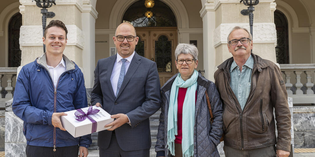 Petition in Vaduz Petition in Vaduz