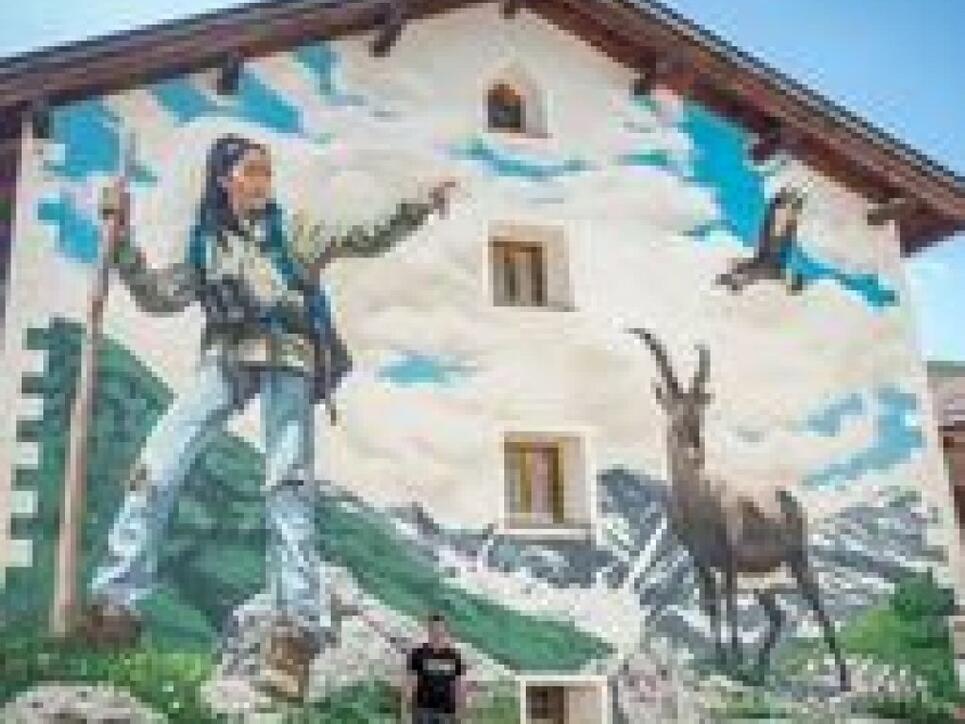Erstes Alpine Art Graffiti In Bivio Enthullt Vaterland Online