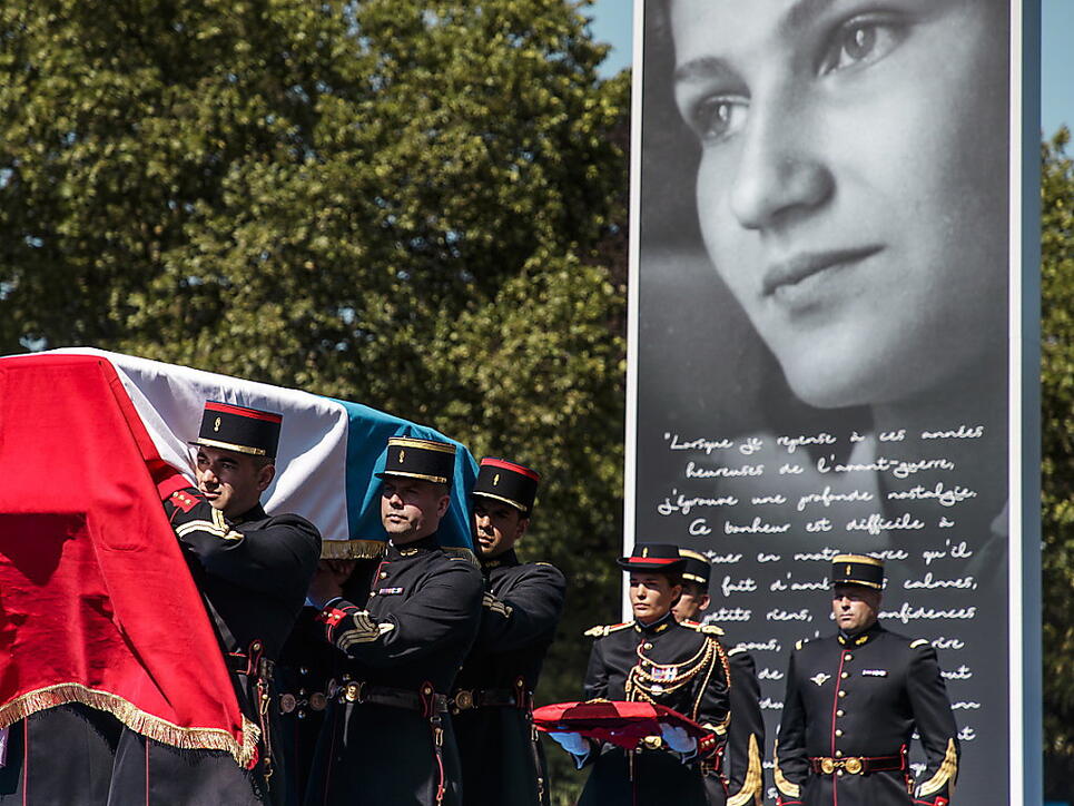 Die Frauenrechtlerin Simone Veil ist erst die fünfte Frau, die im Panthéon im Pariser Quartier Latin bestattet wurde.