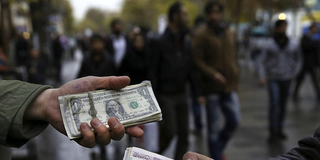 Migranten schicken 445 Milliarden Dollar nachhause (Symbolbild)