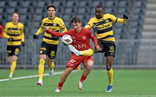 Théo Golliard in einem Test gegen YB. Die Berner haben noch ein Jahr lang Vertrag mit Golliard.