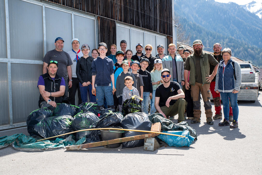 Umweltputzete und Basteln von Nisthilfen in Triesenberg (18.04.2026)