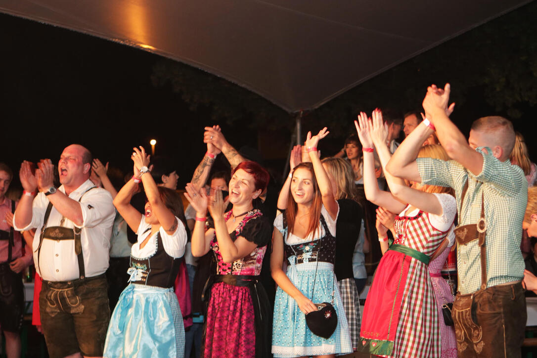 Nacht der Tracht, Mauren