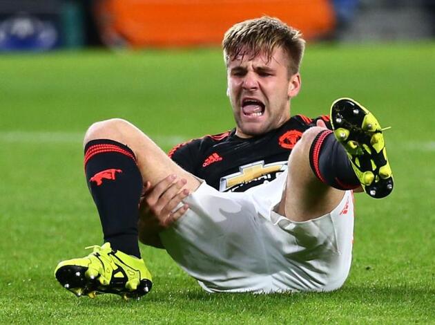 Luke Shaw mit Schien- und Wadenbeinbruch - Vaterland online