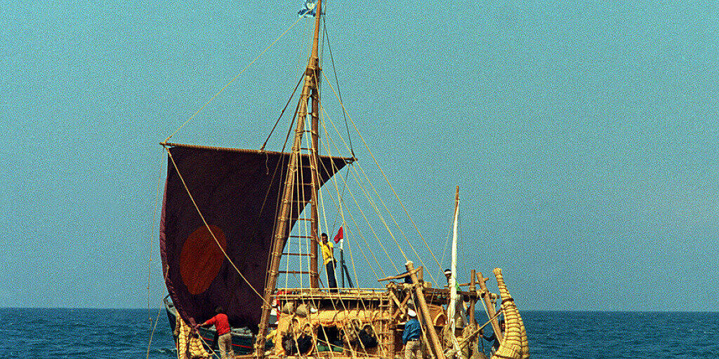 Thor Heyerdahls Papyrusboot Ra II beim Start am 17. Mai 1970. (Archivbild)