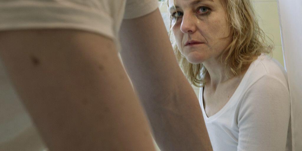 Stress ist der klassische Beziehungskiller und die Coronakrise ist ein Stresslieferant erster Güte. Wenn dann Paare auch noch in Heimquarantäne aufeinanderhocken, kann oft nur noch Beziehungs-Coaching das schlimmste verhindern. Die Uni Zürich bietet welches an - online und gratis. (Symbolbild) Stress ist der klassische Beziehungskiller und die Coronakrise ist ein Stresslieferant erster Güte. Wenn dann Paare auch noch in Heimquarantäne aufeinanderhocken, kann oft nur noch Beziehungs-Coaching das schlimmste verhindern. Die Uni Zürich bietet welches an - online und gratis. (Symbolbild)