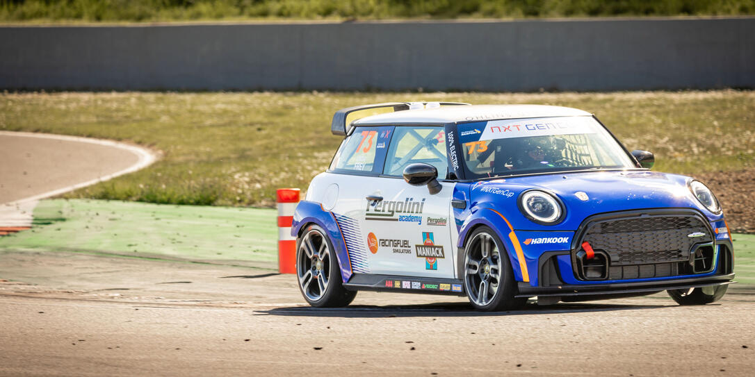 Am 8. bis 10. August misst sich Frey dann am Nürburgring.