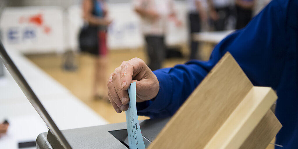 Ein Oberwalliser beging bei den Grossratswahlen 2017 Wahlbetrug. Die CSP Oberwallis sah sich um einen Sitz zu Gunsten der SVP betrogen. Das Kantonsparlament will keine Nachzählung. (Symbolbild)