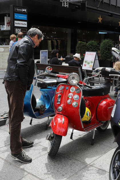 Vespa-Treff in Buchs
