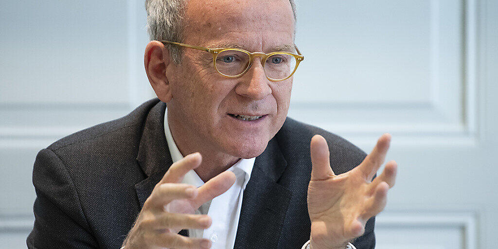 Der Eidgenössische Datenschützer, Adrian Lobsiger, hat sein Veto gegen den Zwang zur Datenabgabe bei Restaurantbesuchen eingelegt. (Archivbild)