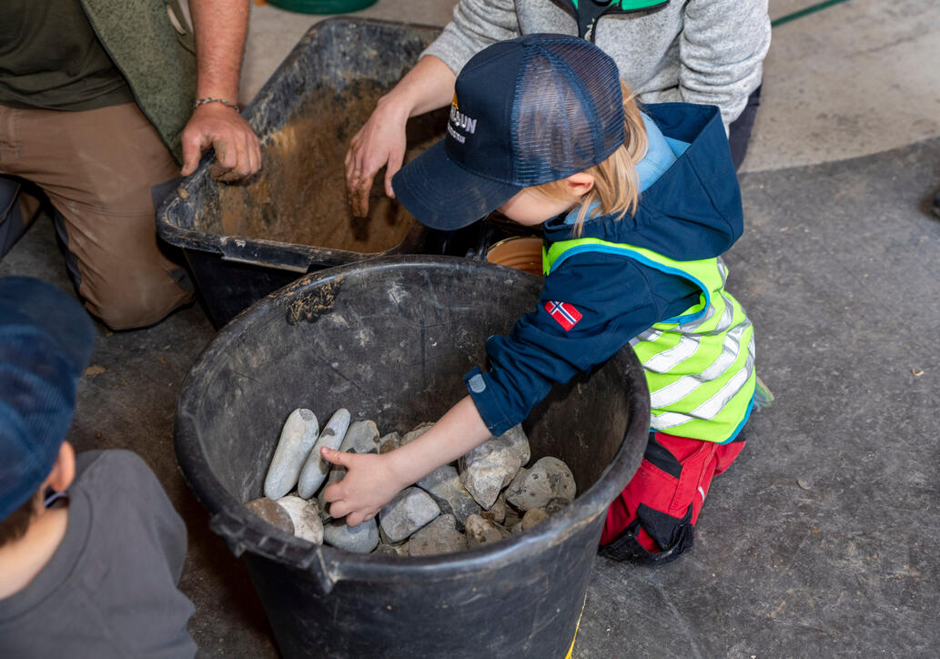 Umweltputzete und Basteln von Nisthilfen in Triesenberg (18.04.2026)