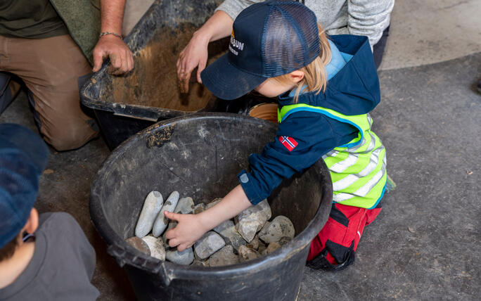 Umweltputzete und Basteln von Nisthilfen in Triesenberg (18.04.2026)