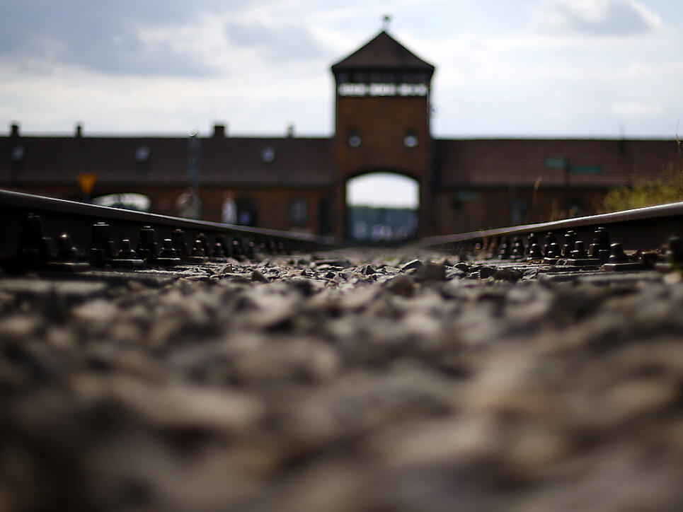 Im ehemaligen Konzentrationslager Auschwitz-Birkenau in Polen kamen während der Herrschaft der Nazis während des Zweiten Weltkriegs über eine Million Menschen um.