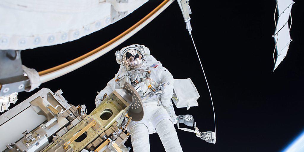 Das möchten die 18'300 Personen erleben, die sich für einen NASA-Astronauten-Job beworben haben (Archiv)