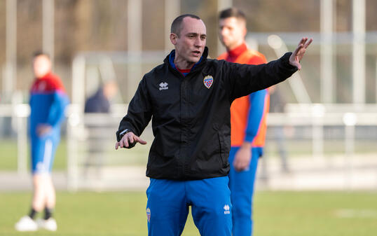 Jan Mayer ist Headcoach der zweiten Mannschaft des FC Vaduz und ebenso Co-Trainer der Liechtensteiner A-Nationalmannschaft.