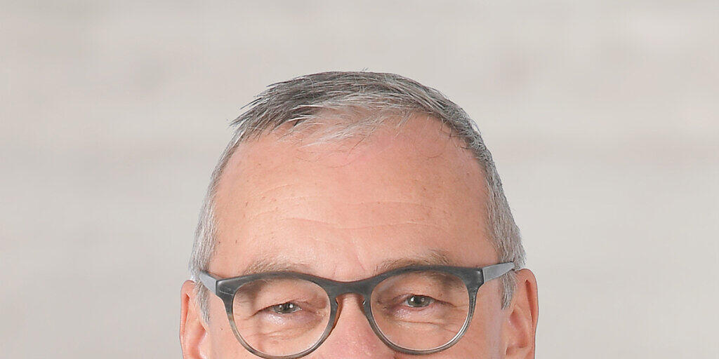 Die Zürcherinnen und Zürcher schicken ihn für weitere vier Jahre nach Bern: Ruedi Noser (FDP). Seine Konkurrentin Marionna Schlatter (Grüne) hatte keine Chance gegen ihn. (Archivbild)