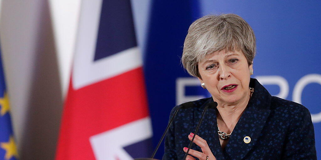 Die Forderungen nach einem Rücktritt der britischen Premierministerin Theresa May werden immer lauter - es soll sogar einen Putsch gegen sie in London gegeben haben.
