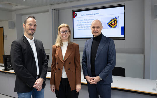 241209 PK LaPo - Landespolizei - Präsentation