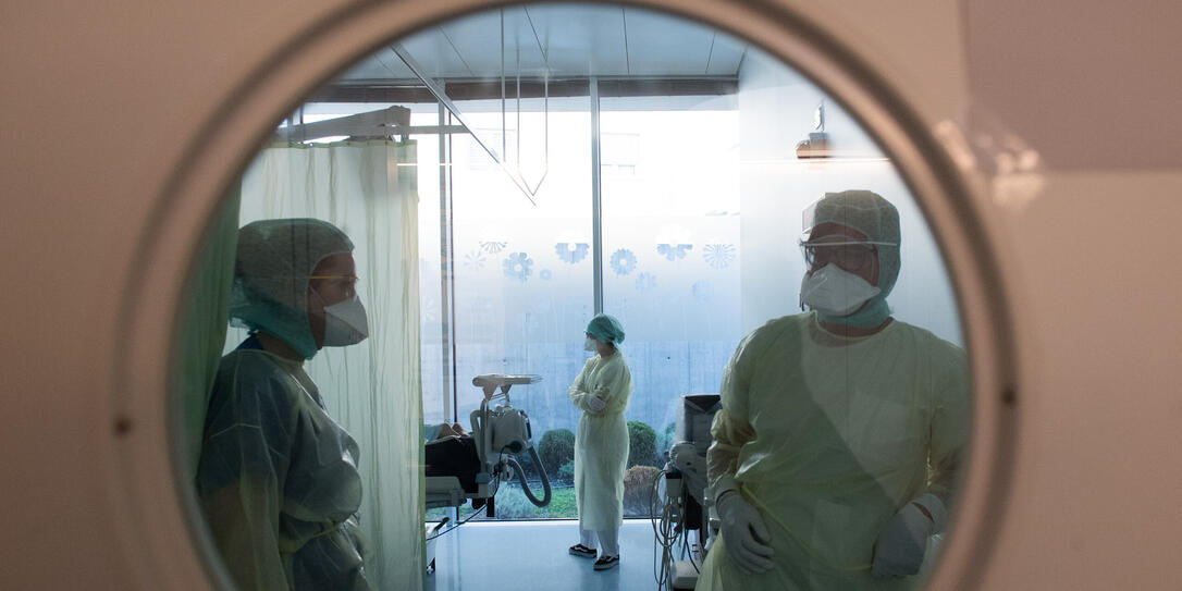 KANTONSSPITAL, LA CARITA, CORONAVIRUS, COVID-19, COVID 19, NCOV-2019, BEHANDLUNG, ARZT, AERZTE, KANTONSSPITAL, LA CARITA, CORONAVIRUS, COVID-19, COVID 19, NCOV-2019, BEHANDLUNG, ARZT, AERZTE,