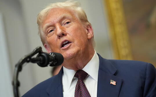 US President Trump signs executive order to revive Presidential Fitness Test