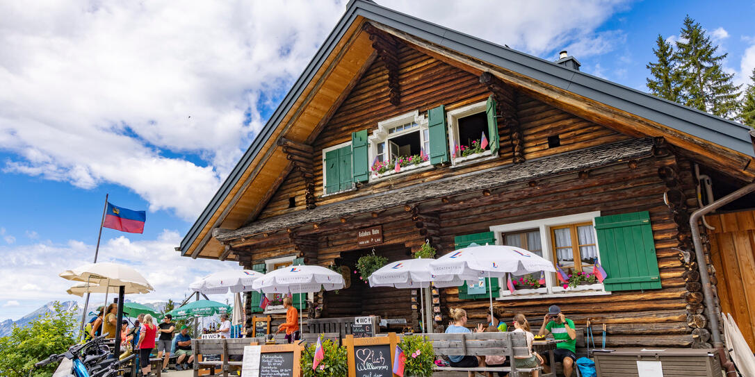 Gafadura Hütte in Planken