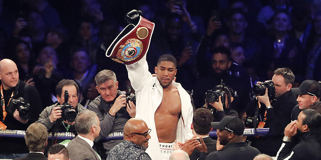 Anthony Joshua erkämpfte sich in Cardiff auch den WBO-WM-Titel