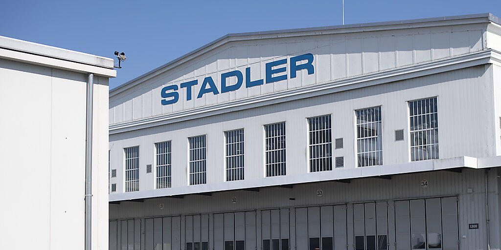 Das Stadler-Werk in Altenrhein erhält einen neuen Chef. Hintergrund sind strategische Differenzen. (Archivbild)