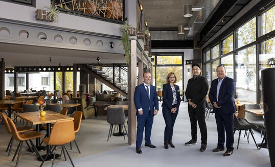 Pre Opening Esswerk, Eschen