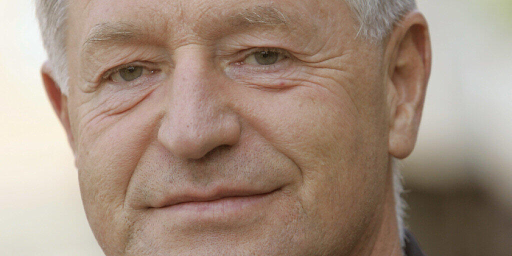 ARCHIV - David Slama, deutscher Kameramann. Der vielfach preisgekrönte Bildgestalter starb ist am 15.10.2020 im Alter von 74 Jahren gestorben. Foto: Jörg Carstensen/dpa ARCHIV - David Slama, deutscher Kameramann. Der vielfach preisgekrönte Bildgestalter starb ist am 15.10.2020 im Alter von 74 Jahren gestorben. Foto: Jörg Carstensen/dpa