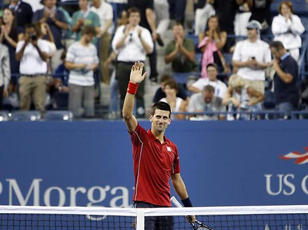 Djokovic Ohne Probleme Weiter Vaterland Online