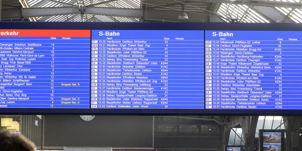 Zeigte heute Verspätungen an: Die neue Abfahrtstafel im Zürcher Hauptbahnhof (Symbolbild/Archiv)