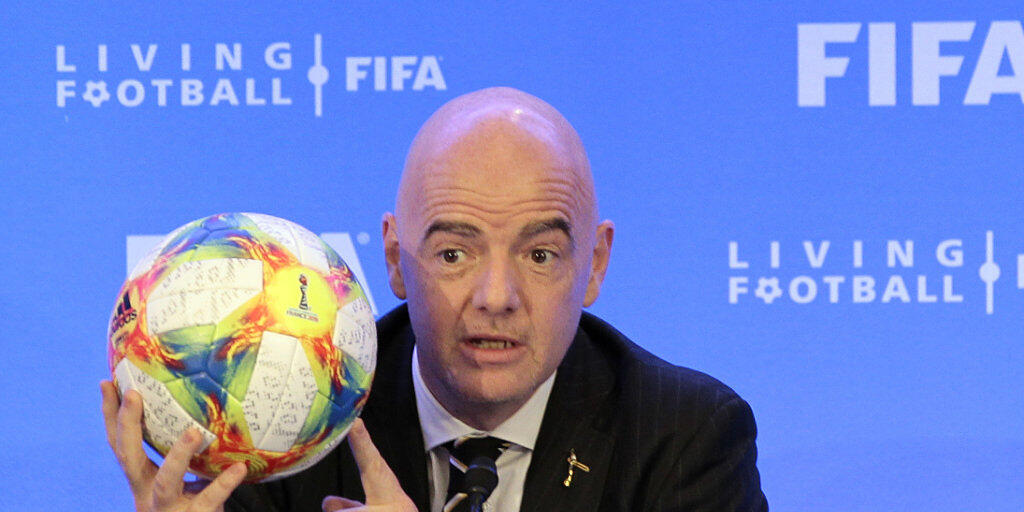 Strebt weiterhin eine WM mit 48 Mannschaften schon 2022 an: FIFA-Präsident Gianni Infantino