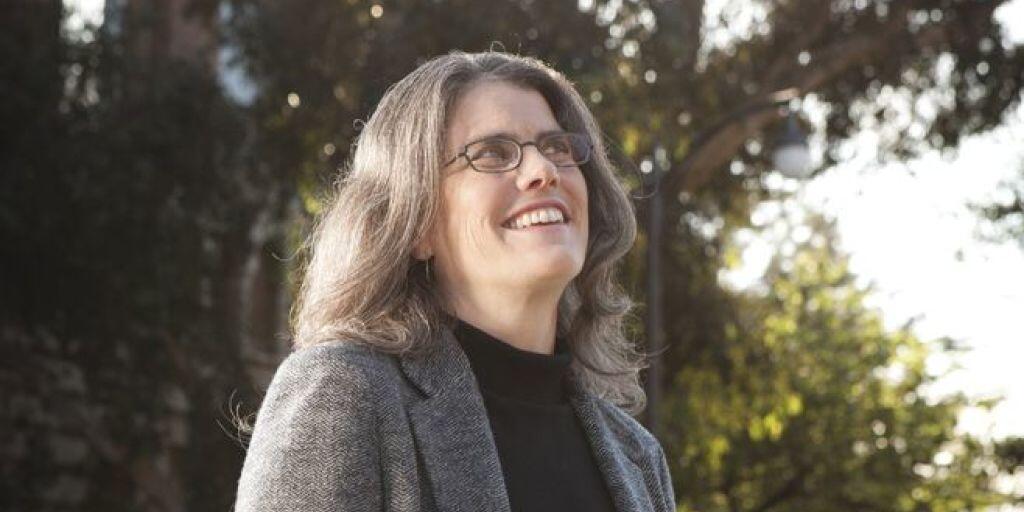 Ihr Blick ging schon als Kind zu den Sternen, sie wollte die erste Frau im Weltraum sein. Stattdessen wurde Andrea Ghez eine Nobelpreis-gekrönte Astrophysikerin. (UCLA)