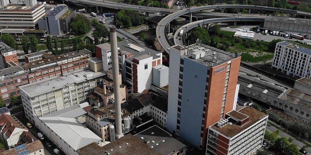 In Basel könnten bei Nestlé bis zu 100 von 177 Stellen verloren gehen.