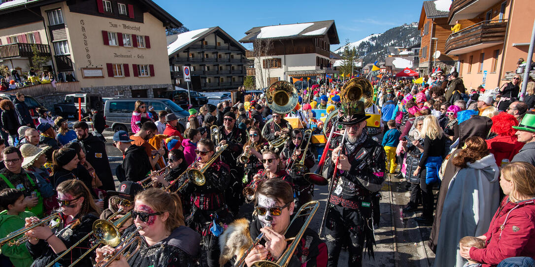 20200222 Umzug, Strassenfasnacht und Fasnachtsparty in Malbun