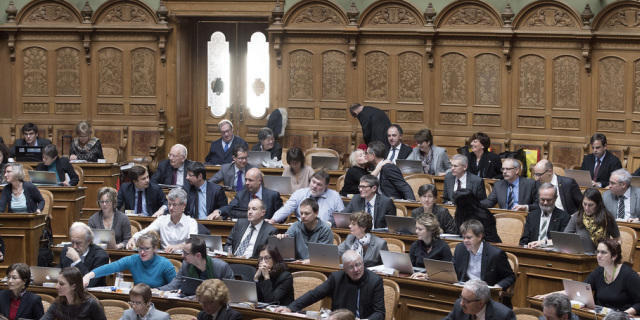 Auch künftig sollen Milizpolitiker im Parlament sitzen (Archivbild)