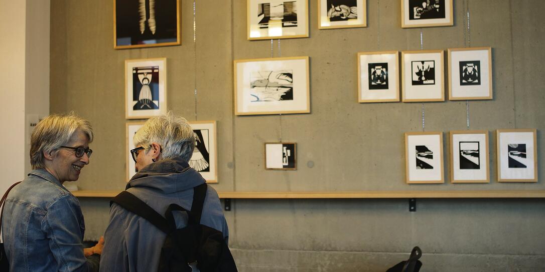 Eröffnung Literaturtage mit Vernissage und Lesung von Anya Schu