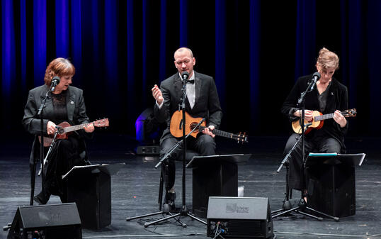 Ukulele Orchestra of Great Britain, Schaan