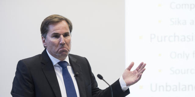 Sika-Chef Jan Jenisch spricht vor Medien (Archiv)