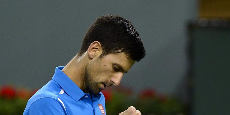 Titelverteidiger Novak Djokovic wird in der 3. Runde während knapp 100 Minuten vom Deutschen Philipp Kohlschreiber gefordert, kann sich am Ende aber über einen Zweisatzsieg freuen