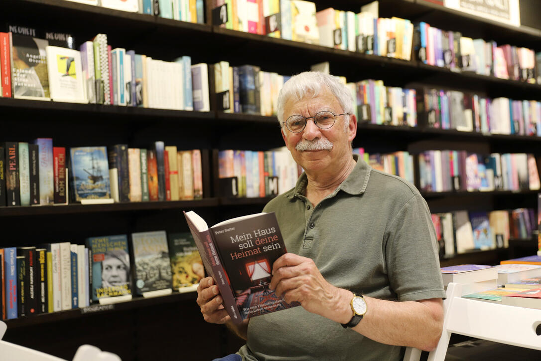 Buchpr&auml;sentation Peter Sutter in Buchs