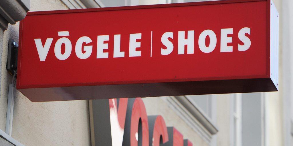 Die Vertriebsformate Vögele Shoes, Bingo Shoe Discount und MAX Shoes werden beibehalten. (Archiv)