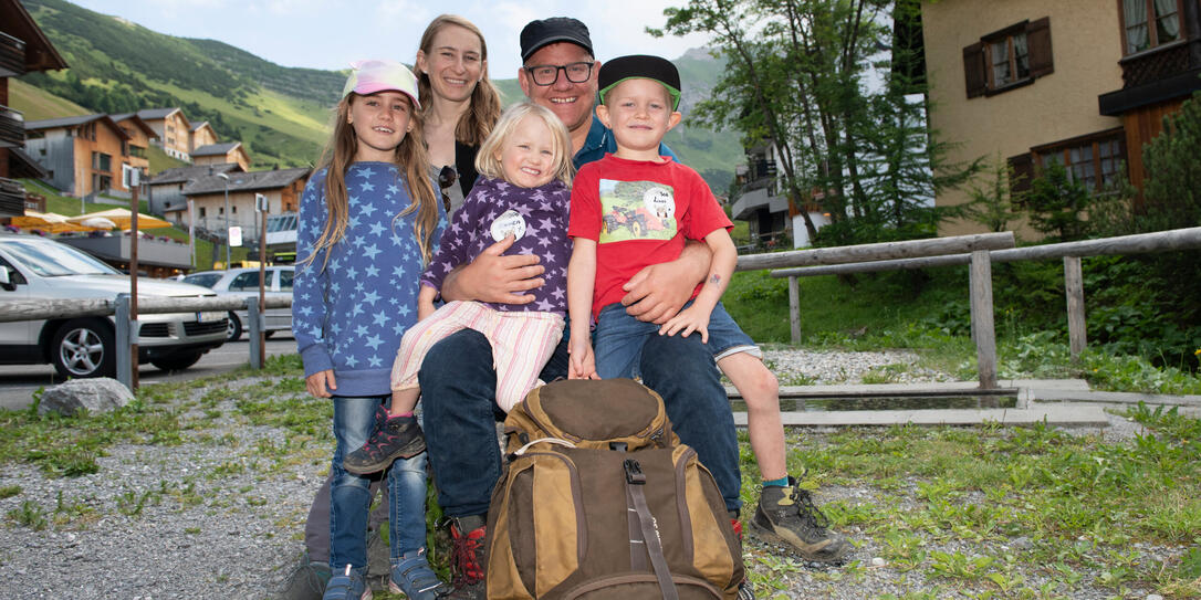 230720 Sommersaison im Land - Malbun - Touristen aus der Schweiz 230720 Sommersaison im Land - Malbun - Touristen aus der Schweiz