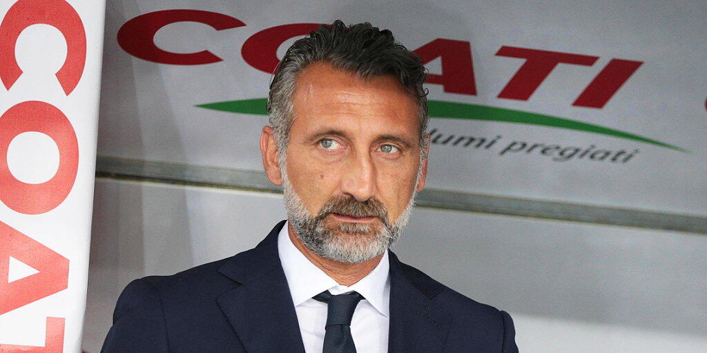 Trainer Lorenzo D'Anna von Chievo Verona befindet sich in der Serie A mit seinem Team nach dem Abzug von drei Punkten mit zwei Zählern im Minus