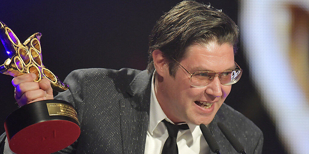 Michael Steiner gewinnt mit seinem Film "Wolkenbruch" einen Prix Walo. Michael Steiner gewinnt mit seinem Film "Wolkenbruch" einen Prix Walo.