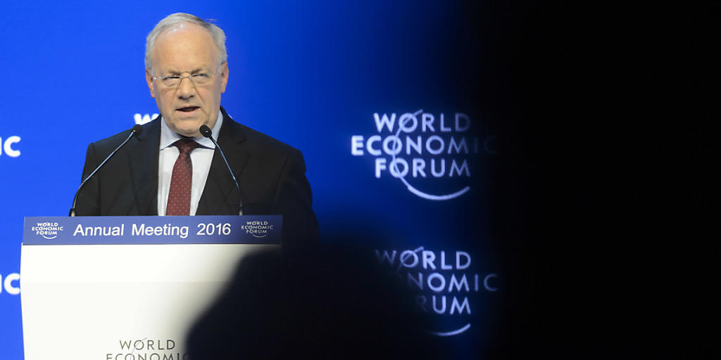 Ist er der Hoffnungsschimmer für die vom Alstom-Stellenabbau betroffenen Angestellten? Bundespräsident Johann Schneider-Ammann redete heute dem General-Electric-Chef ins Gewissen. (Archiv) Ist er der Hoffnungsschimmer für die vom Alstom-Stellenabbau betroffenen Angestellten? Bundespräsident Johann Schneider-Ammann redete heute dem General-Electric-Chef ins Gewissen. (Archiv)