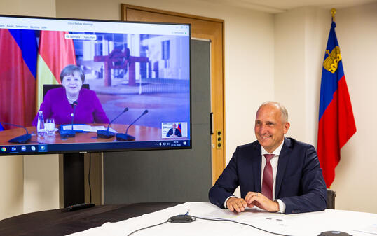 Liechtenstein Regierung Regierungschef Adrian Hasler Videokonferenz Deutsche Bundeskanzlerin Angela Merkel